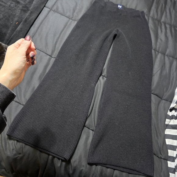 GAP Pants - GAP Black Knit Trousers